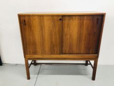 RETRO DANISH STYLE ROSEWOOD FINISH CABINET WITH DOUBLE SLIDING DOORS L42INCH,