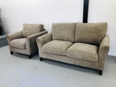 A MODERN TWO PIECE LOUNGE SUITE COMPRISING OF TWO SEATER SOFA AND SINGLE CHAIR UPHOLSTERED IN LIGHT