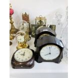 COLLECTION OF CLOCKS TO INCLUDE 3 BRASS FINISH DOMED ANNIVERSARY CLOCKS ONE BEING GLASS,