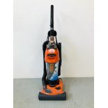 A VAX TURBOFORCE 1700 WATT BAGLESS UPRIGHT VACUUM CLEANER - SOLD AS SEEN