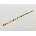 A HEAVY 9CT GOLD FLAT LINK BRACELET