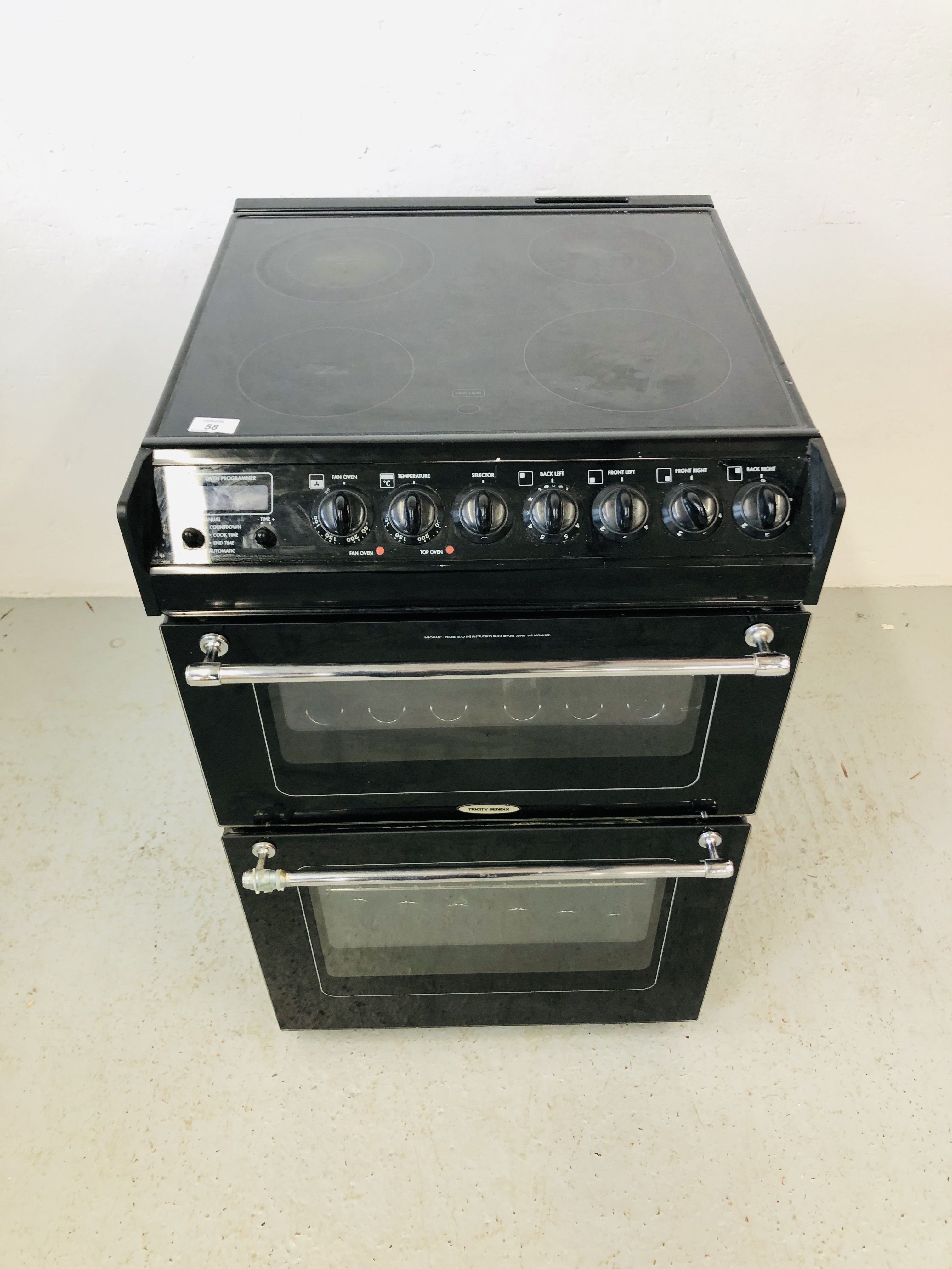 A TRICITY BENDIX ELECTRIC DOUBLE OVEN COOKER WITH CERAMIC HOB - SOLD AS SEEN - TRADE ONLY - Image 2 of 4