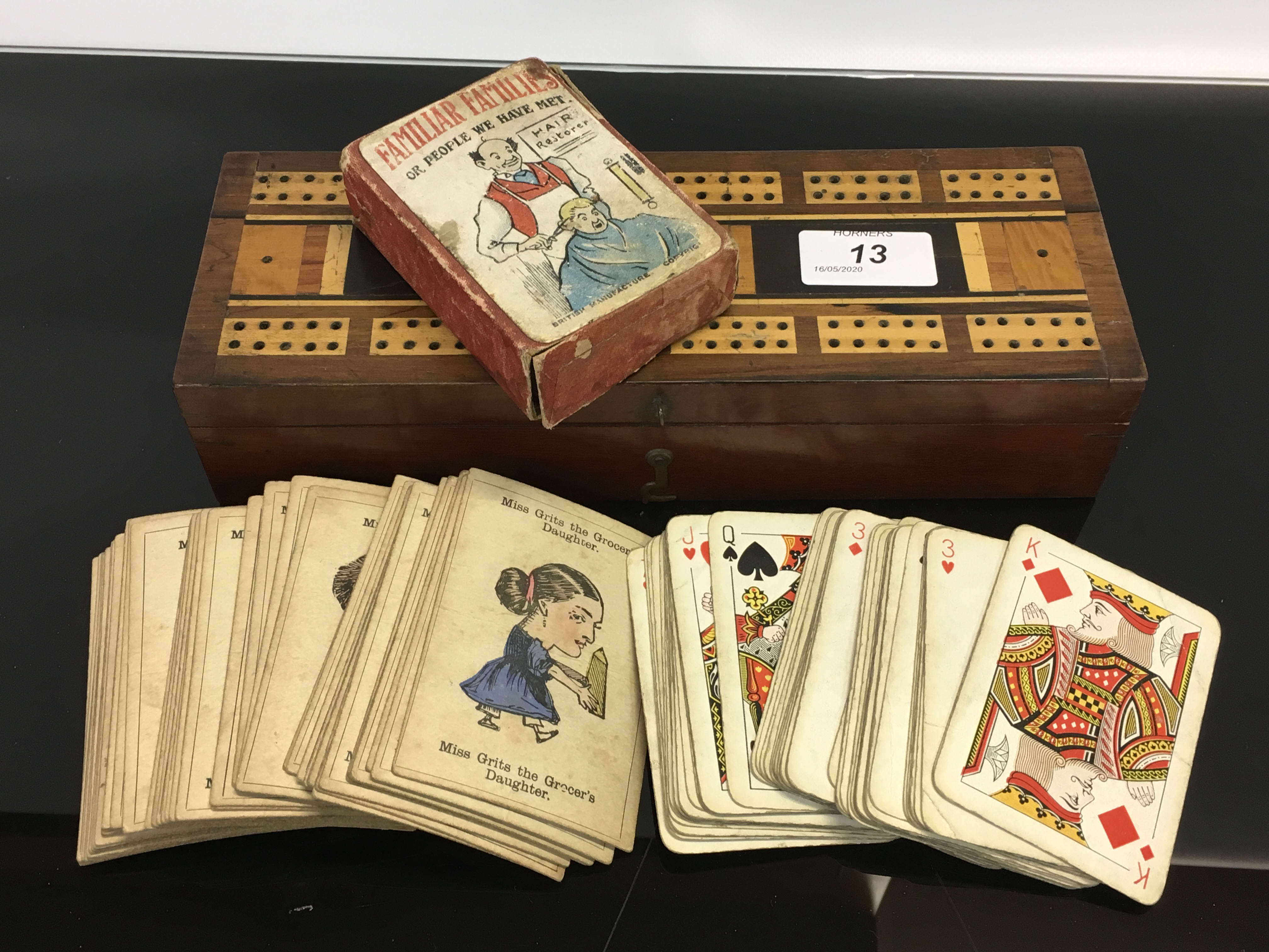 A VINTAGE WOODEN CRIBBAGE BOX ALONG WITH