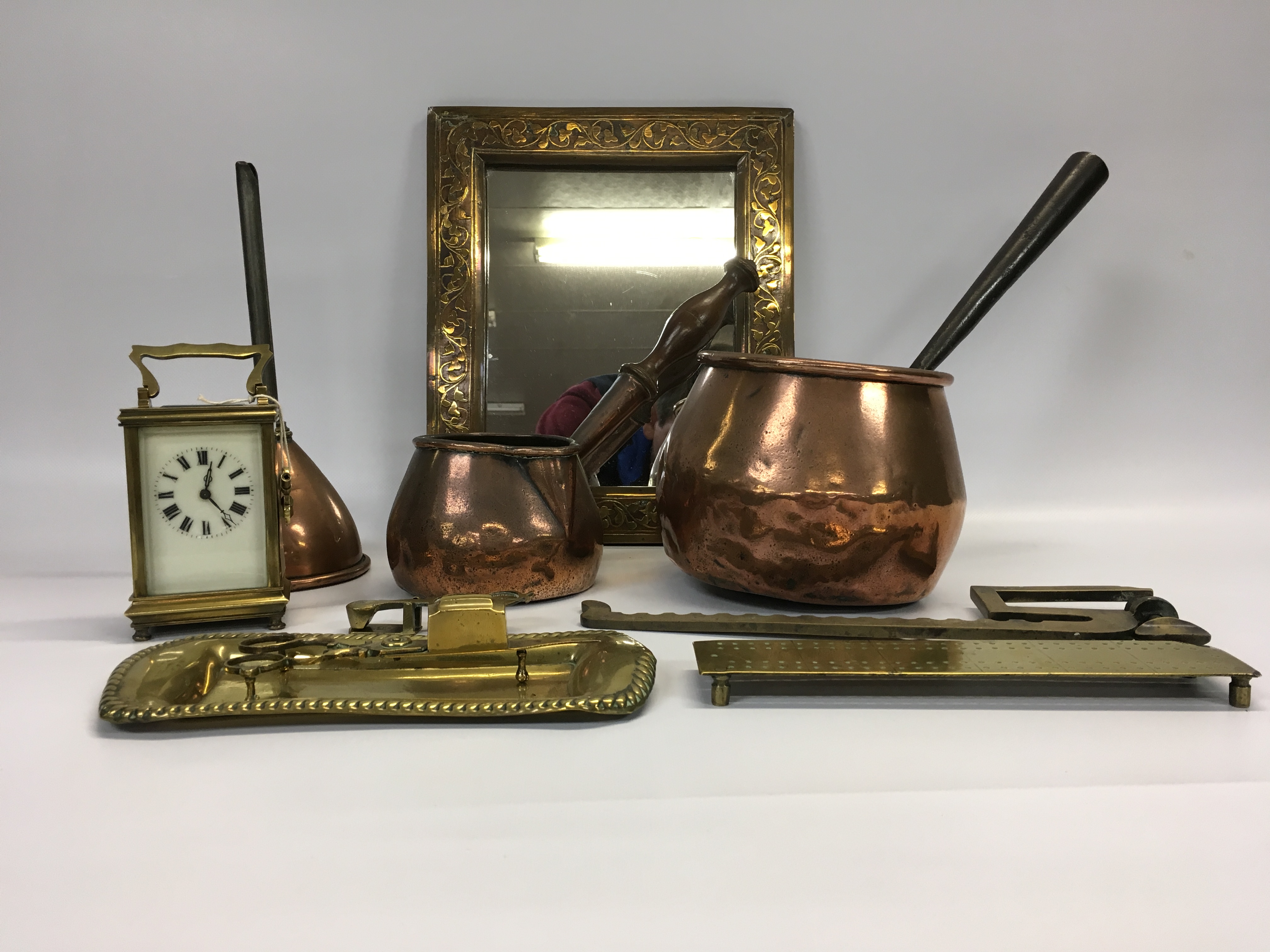 2 VINTAGE COPPER COOKING PANS, A COPPER