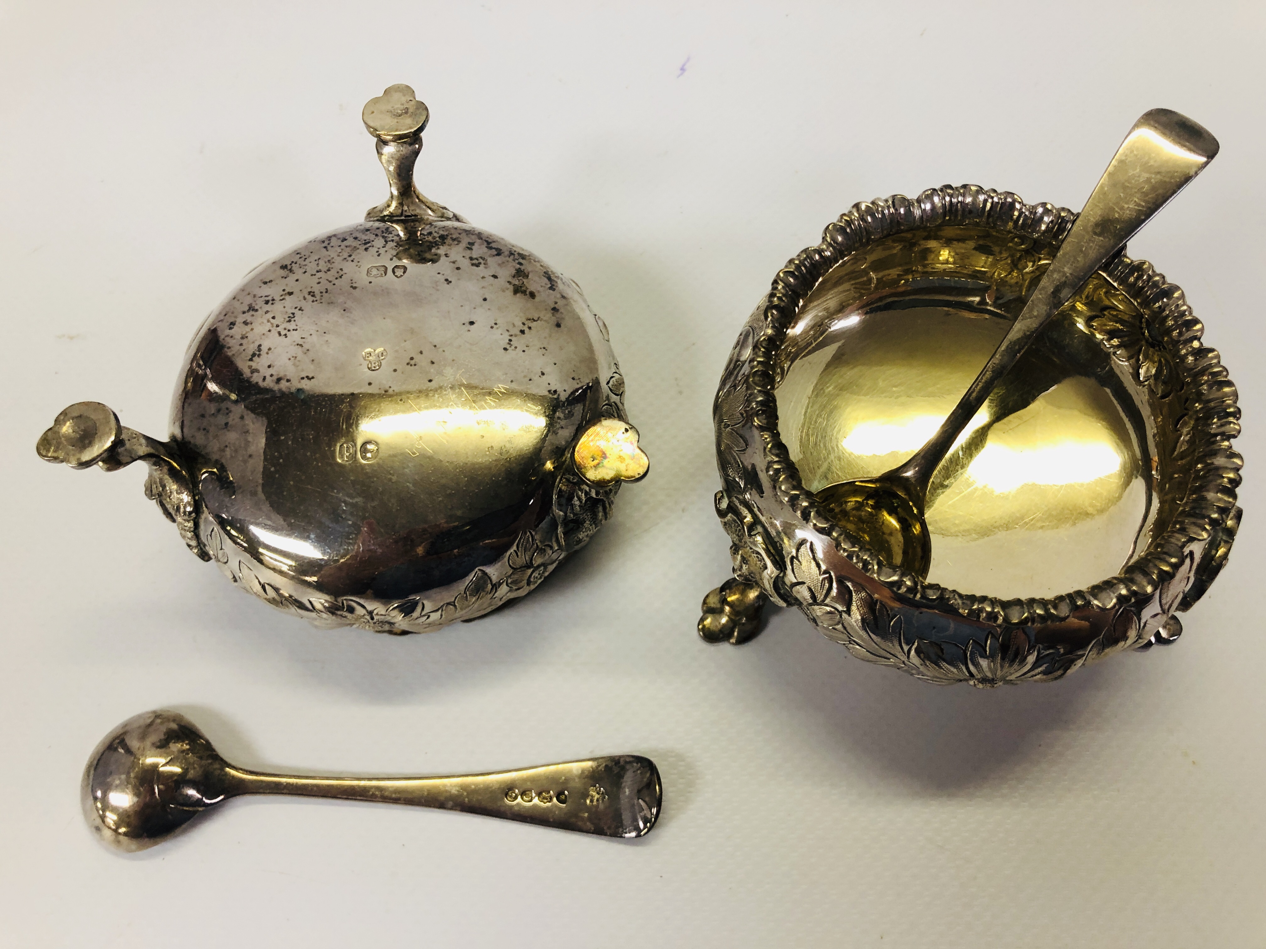 PAIR OF VICTORIAN CIRCULAR SILVER SALTS - Image 4 of 7