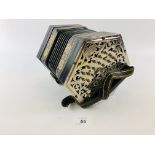 VINTAGE CONCERTINA SQUEEZE BOX ACCORDION