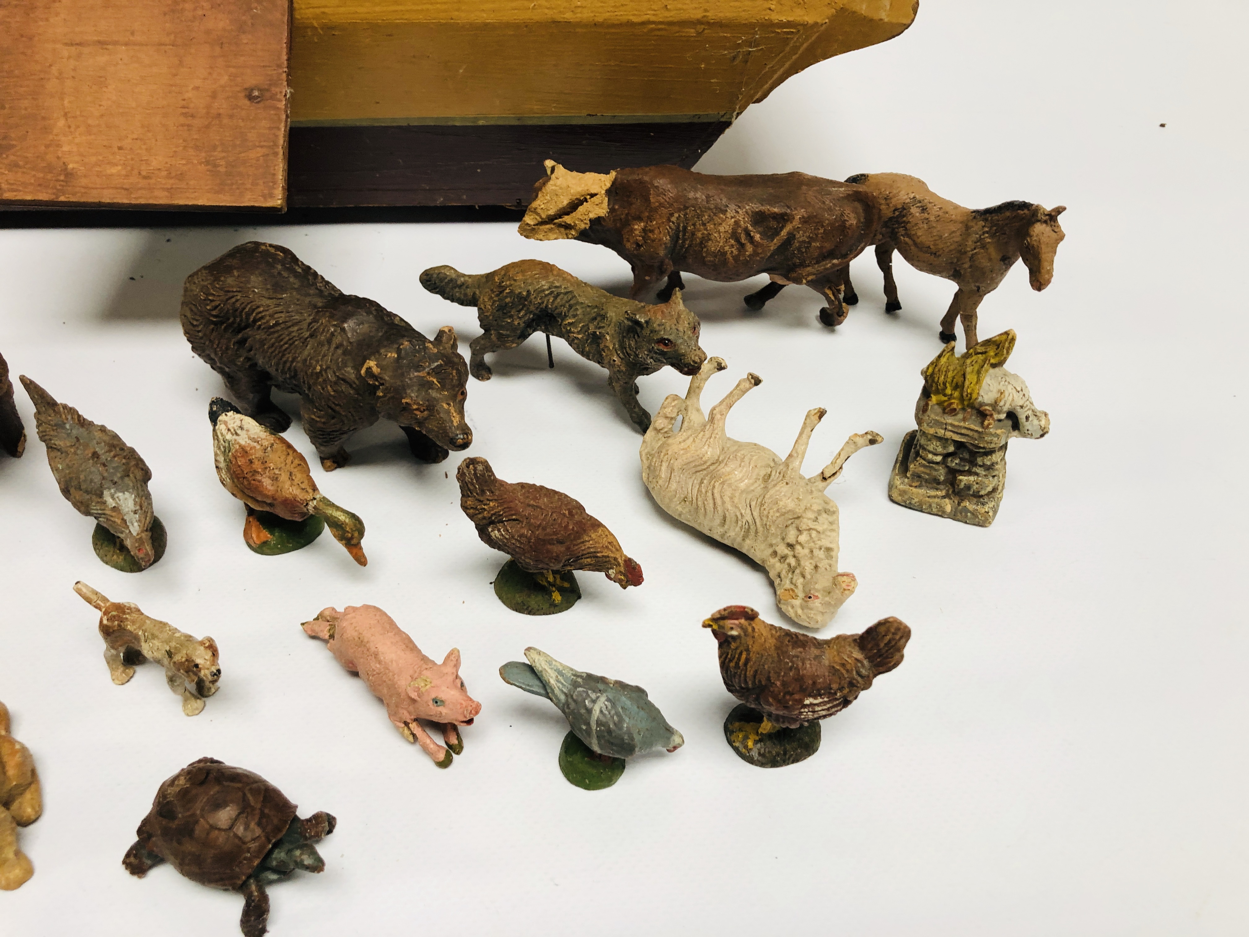 NOAHS ARK WITH FIGURES, MODEL ANIMALS (C - Image 9 of 16