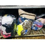 4 x BAGS OF ASSORTED FASHION CLOTHING + BAG OF ASSORTED RUCKSACKS & BAGS ETC