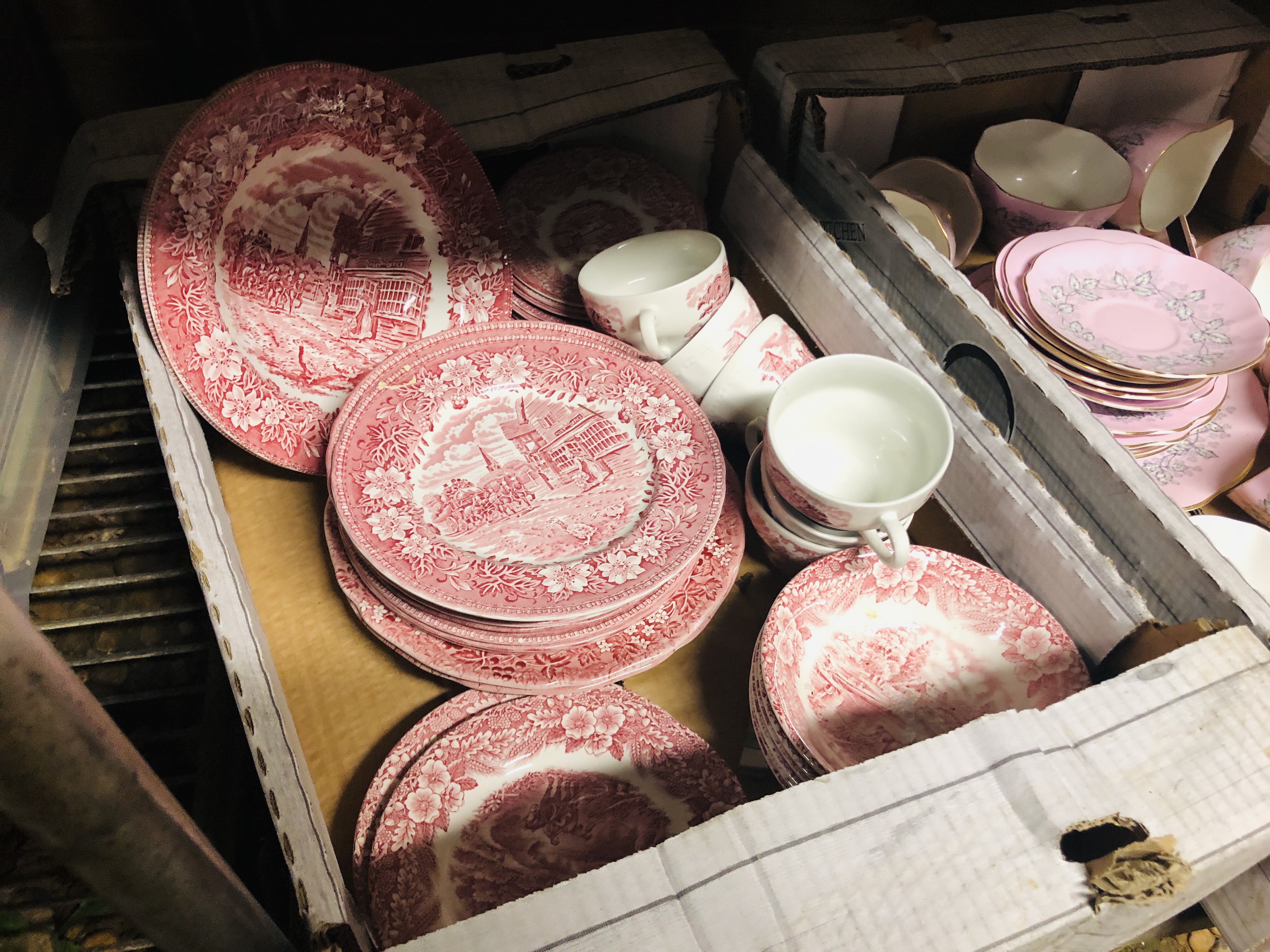 6 BOXES VARIOUS CROCKERY TO INCLUDE ORIENTAL TEAWARE, TUDOR TABLEWARE, - Image 3 of 8