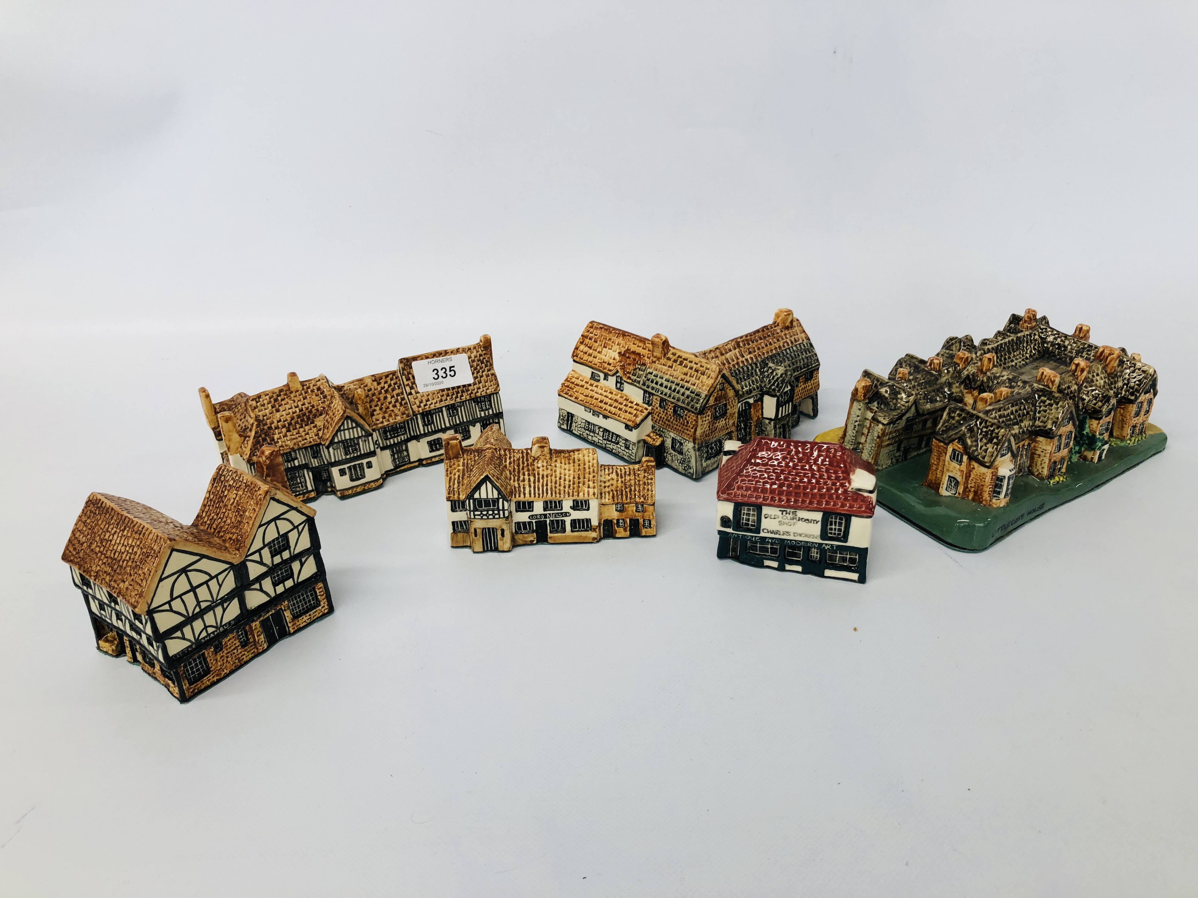 COLLECTION OF 7 TEY POTTERY HANDPAINTED MINIATURE MODEL COTTAGES