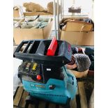 A BOSCH AXT 25D GARDEN SHREDDER - SOLD AS SEEN