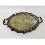 LARGE DECORATIVE SILVER PLATED 2 HANDLED TRAY WITH SCALLOP DETAIL