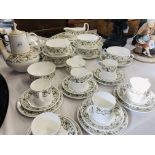 42 PIECES OF WEDGWOOD TABLEWARE "PERUGIA" DESIGN TO INCLUDE MEAT PLATES, DINNER PLATES,