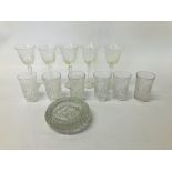 SET OF 5 VINTAGE QUALITY WINE GLASSES WITH ETCHED DETAIL,