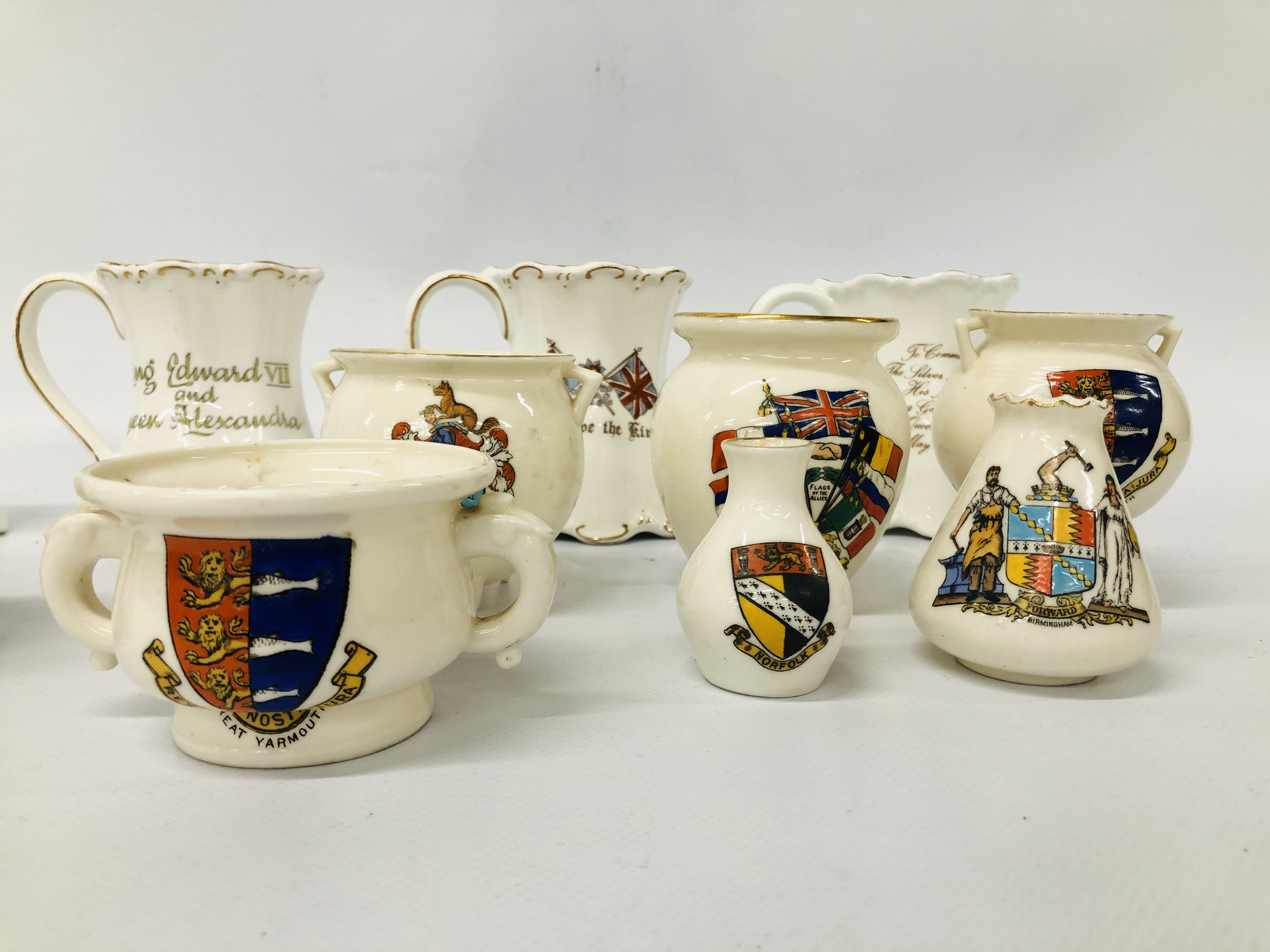 A ROYAL COMMERATIVE EDWARD VIII MUG DESIGNED AND MODELLED BY DAME LAURA KNIGHT ALONG WITH FOUR - Image 4 of 5