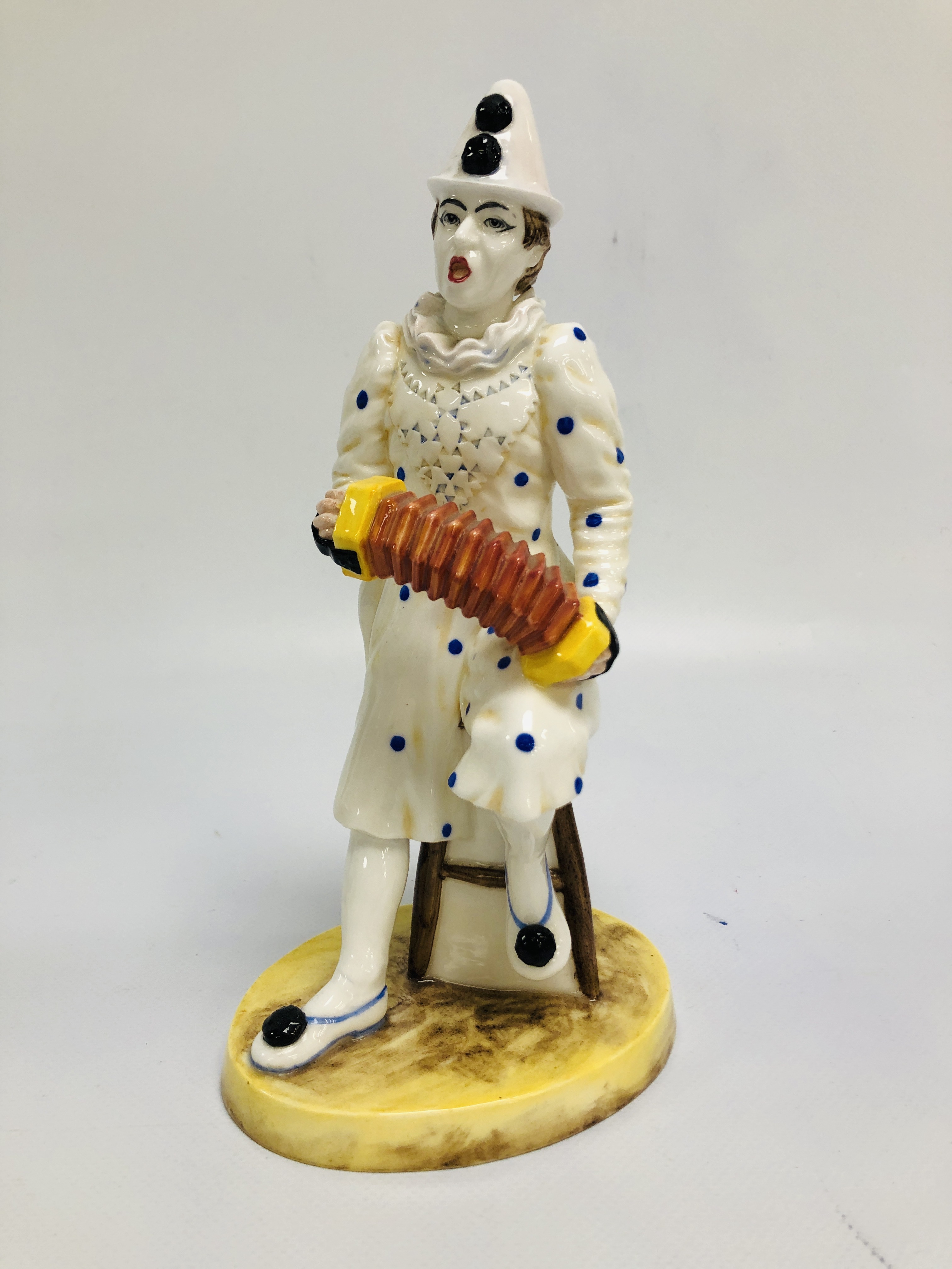 SET OF 4 COALPORT "CAVALCADE OF CLOWNS" AUGUSTE'S MISHAP, WOEFUL TRAMP, - Image 3 of 6