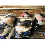 4 x BAGS OF ASSORTED FASHION CLOTHING & KNITWEAR + BAG OF ASSORTED FOOTWEAR ETC