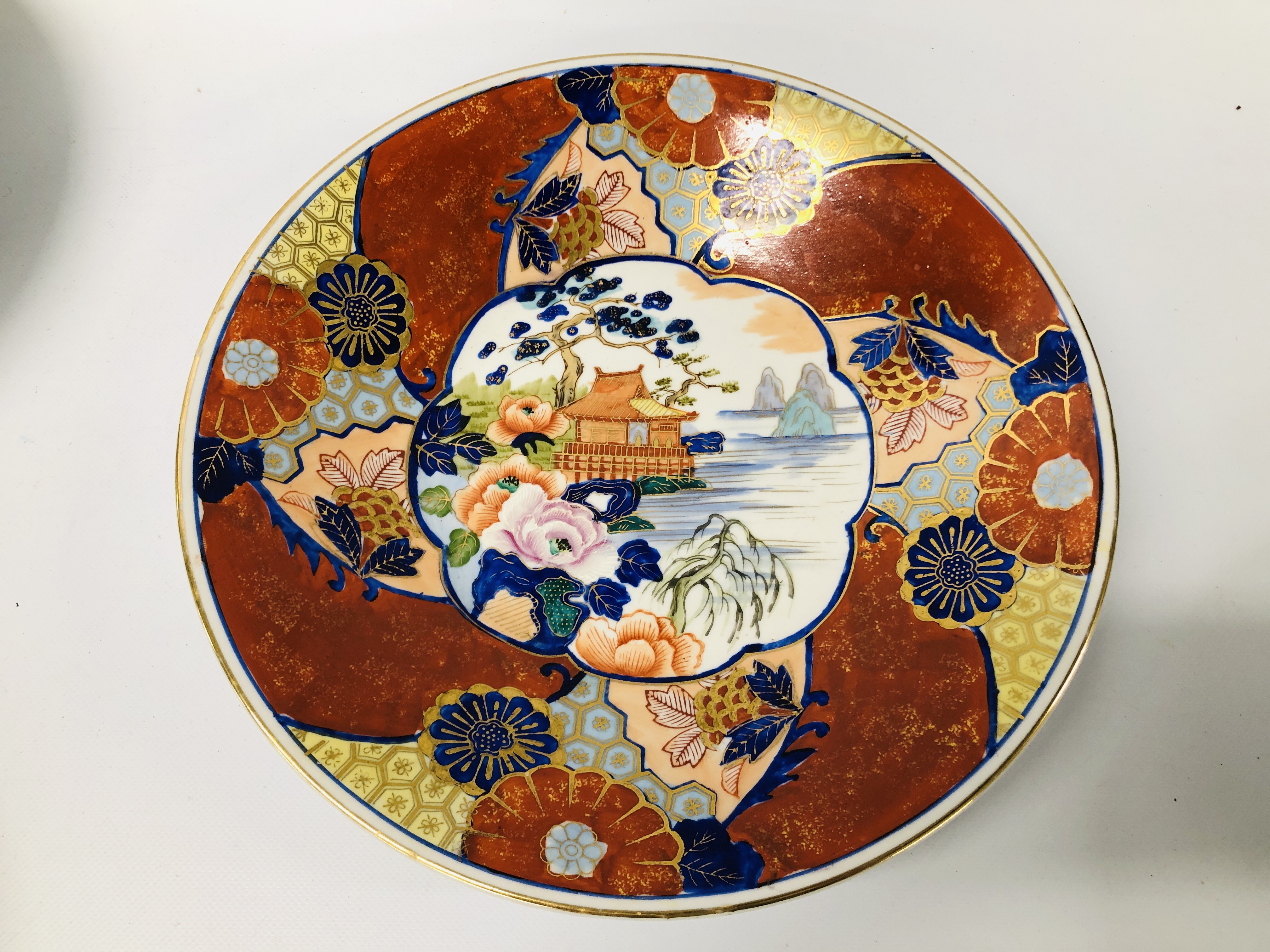 FOUR ORIENTAL PATTERN CHARGERS, HAND DECORATED ORIENTAL PLATE DATED 1830 A/F, - Image 2 of 19