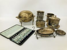 COLLECTION OF VINTAGE PLATED WARE TO INCLUDE AN ART NOUVEAU BOTTLE HOLDER,