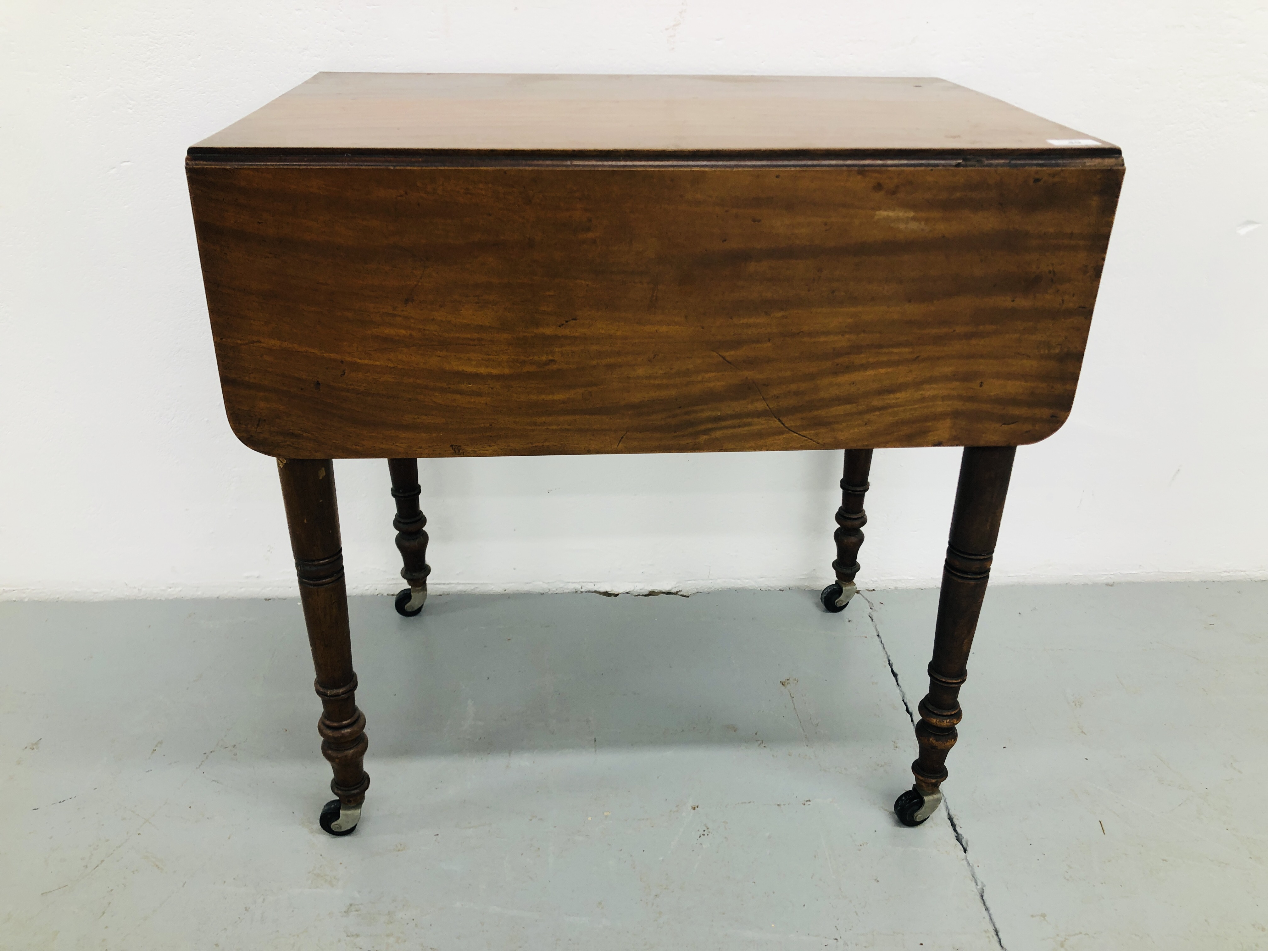 PERIOD MAHOGANY PEMBROKE TABLE L28 1/2 inch, W19 inch,