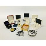 BOX OF COSTUME JEWELLERY TO INCLUDE SILVER PENDANTS, COMPACTS, AMBER STYLE PENDANT,