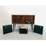 VINTAGE PHILIPS RADIOGRAM TYPE F5696A TOGETHER WITH A QUANTITY OF RECORDS,