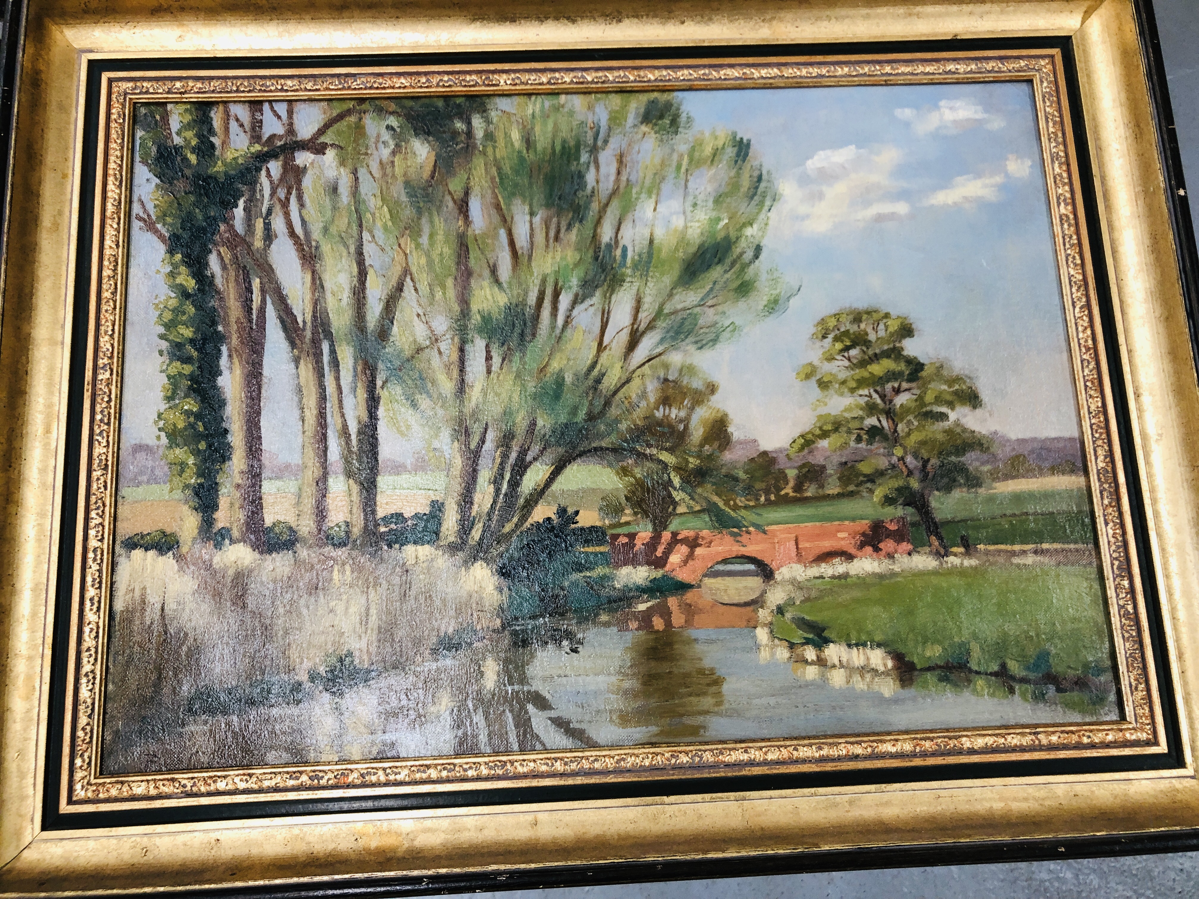 A FRAMED OIL ON CANVAS OF RIVER SCENE BEARING SIGNATURE PAUL SMYTH ALONG WITH TWO FURTHER - Image 2 of 7