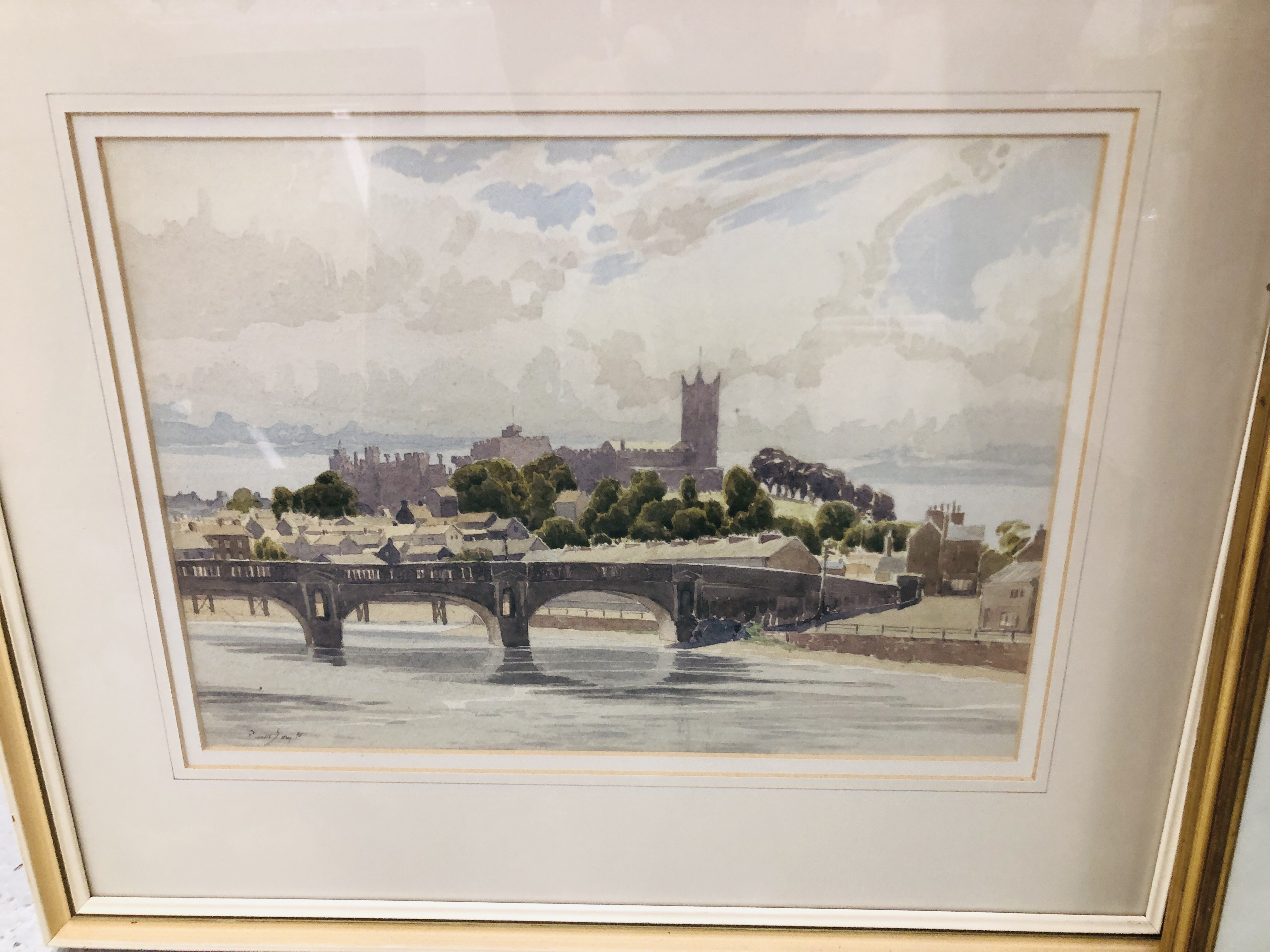 A FRAMED OIL ON CANVAS OF RIVER SCENE BEARING SIGNATURE PAUL SMYTH ALONG WITH TWO FURTHER - Image 5 of 7