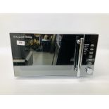 A RUSSELL HOBBS 20 LITRE DIGITAL MICROWAVE OVEN - SOLD AS SEEN