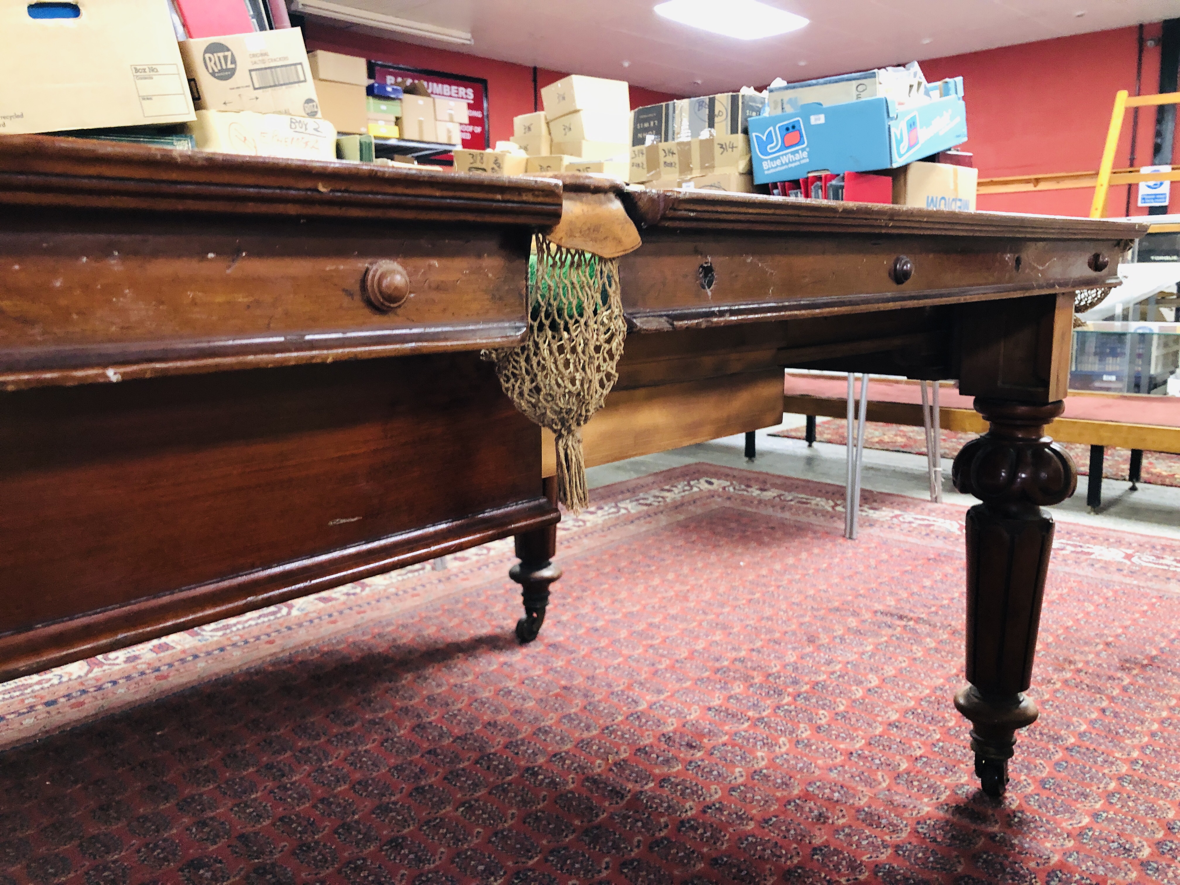 VICTORIAN MAHOGANY 1/2 SIZE SLATE BED SNOOKER TABLE WITH ADDITIONAL MAHOGANY DINING TOP CONVERSION - Image 16 of 17