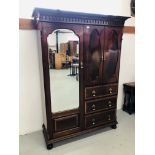 AN IMPRESSIVE MAHOGANY EDWARDIAN COMBINATION WARDROBE WITH CROSS BANDED INLAY, WIDTH 132CM,