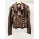 A LADY'S SILVIAN HEACH ITALIA DESIGNER BURGUNDY LEATHER JACKET,