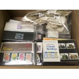 GB: BOX WITH 1971-87 MINT COMMEMS, MACHI