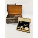 VINTAGE CASE & CONTENTS TO INCLUDE MIXED COINAGE,