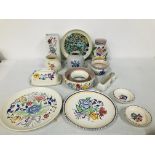 A COLLECTION OF POOLE POTTERY (13 PIECES) IN VARIOUS DESIGNS