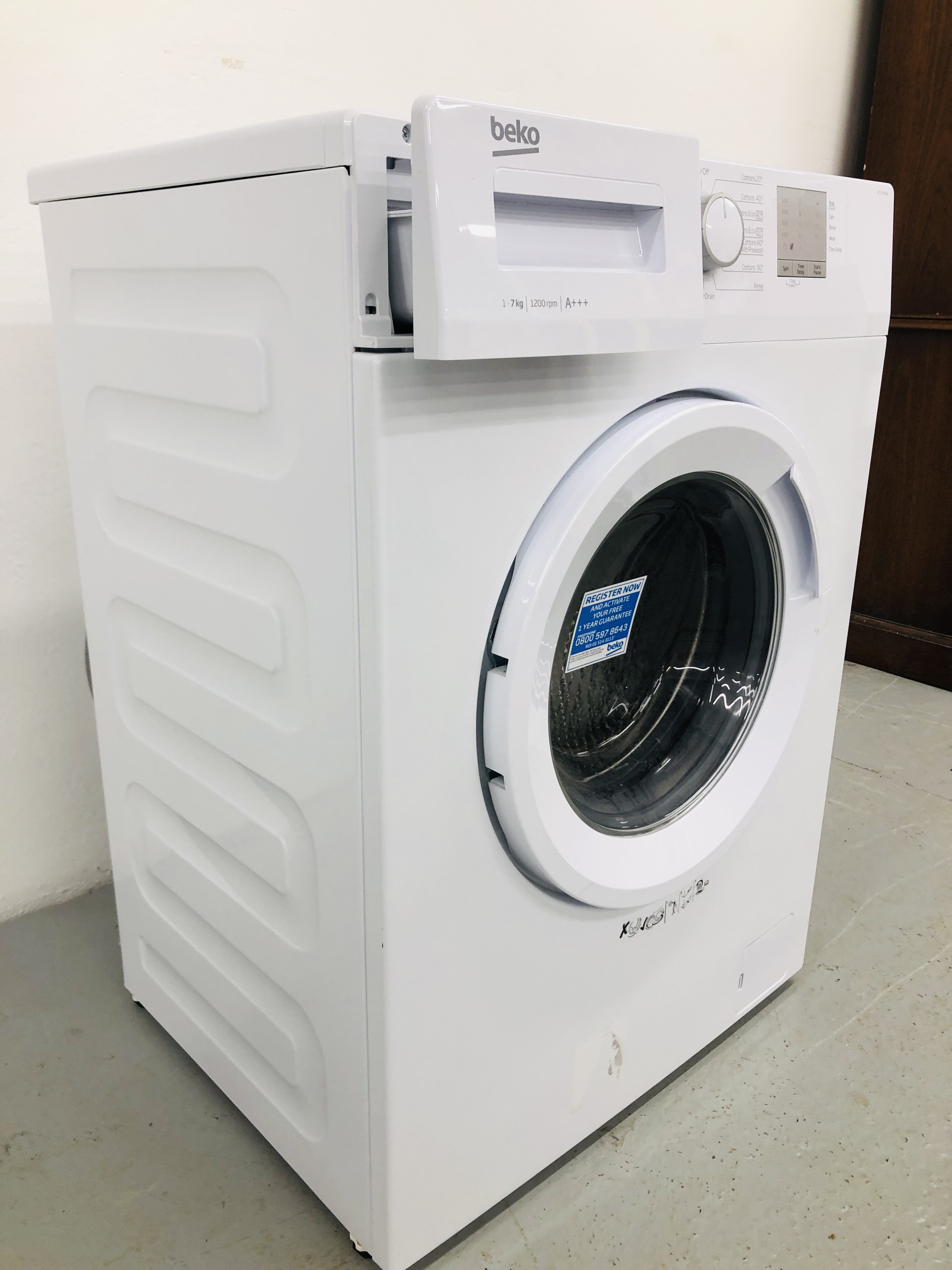 A JOHN LEWIS CONDENSER TUMBLE DRYER MODEL JLTDc09 - SOLD AS SEEN - Image 9 of 9