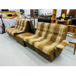 A 1970'S RETRO SIX PIECE LOUNGE SUITE - COLLECTION ITEM ONLY