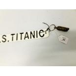 TITANIC WHISTLE & PLAQUE (R)