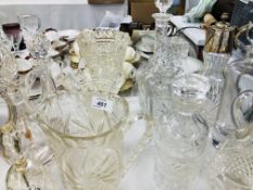 COLLECTION OF GOOD QUALITY CRYSTAL GLASSWARE TO INCLUDE DECANTERS, JUG, DISHES AND BOWLS,