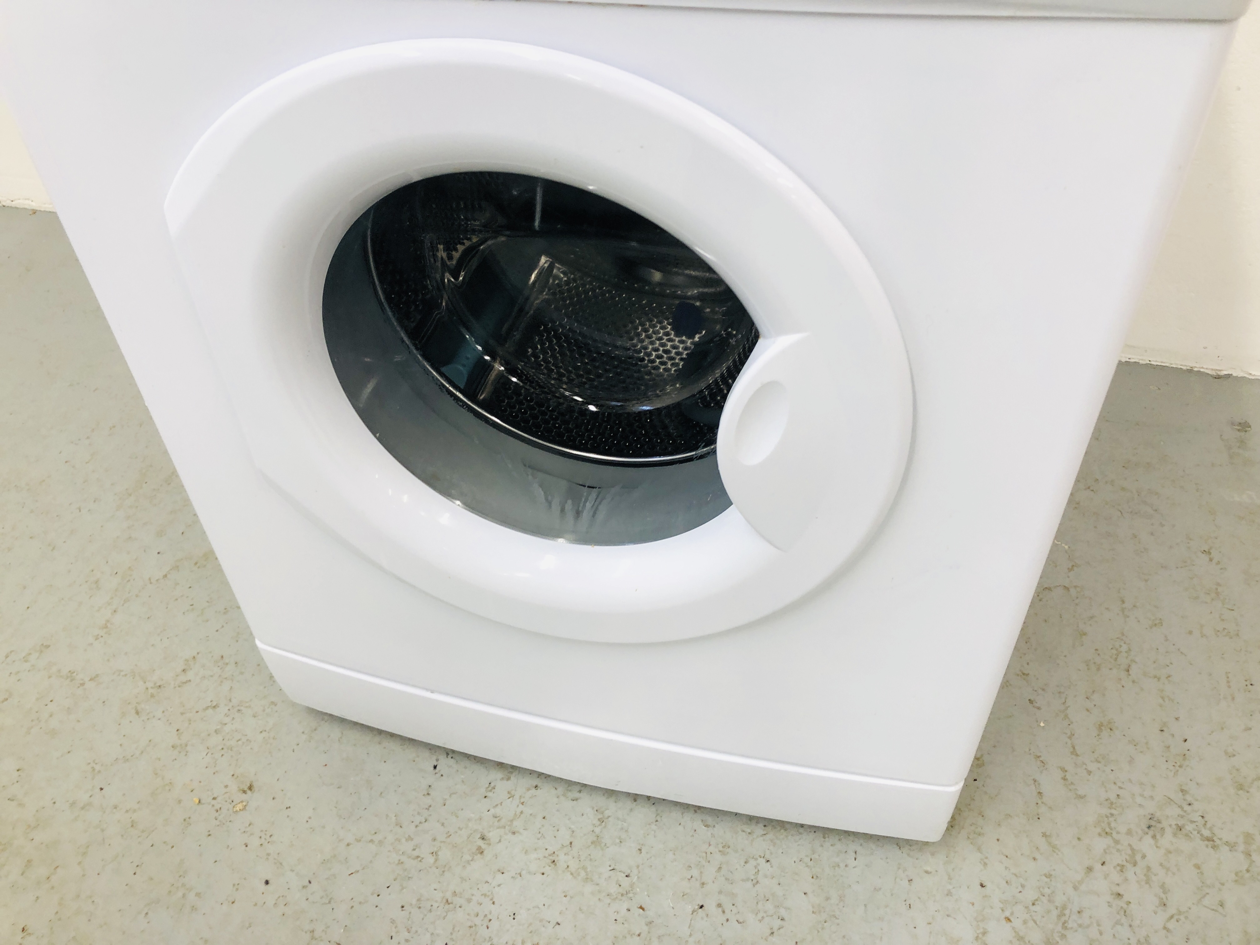 HOTPOINT FIRST EDITION 1200 SPIN WASHING MACHINE - SOLD AS SEEN - Image 4 of 5