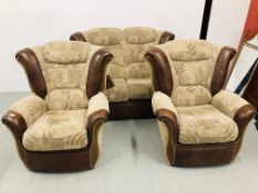 A MODERN ITALIAN STYLE THREE PIECE LOUNGE SUITE