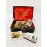 JEWELLERY BOX AND CONTENTS TO INCLUDE MAINLY BROOCHES, MATCHING CAT BROOCH & EARRING SET,