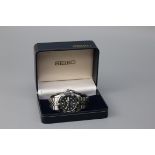 A Seiko Kinetic gent's stainless steel diver's watch, in original box of issue