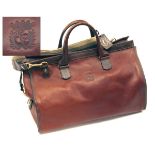 RAY PAVON A FINE NEW AND UNUSED LEATHER ROMERO TRAVEL BAG, with brown and beige canvas lining