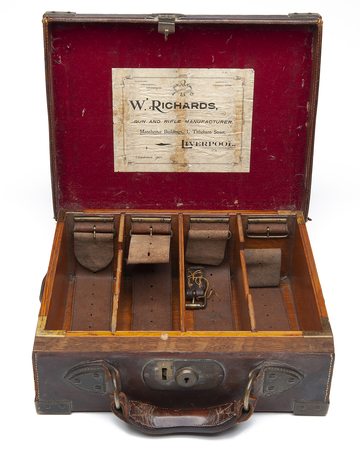 W. RICHARDS A BRASS-CORNERED OAK AND LEATHER CARTRIDGE MAGAZINE, for approx. 200 cartridges, the lid