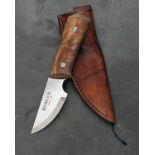 WILLIAM & SON, LONDON A SKINNING KNIFE, ref. WR001317, serial no. 0301, with 2 1/2in. clip-point