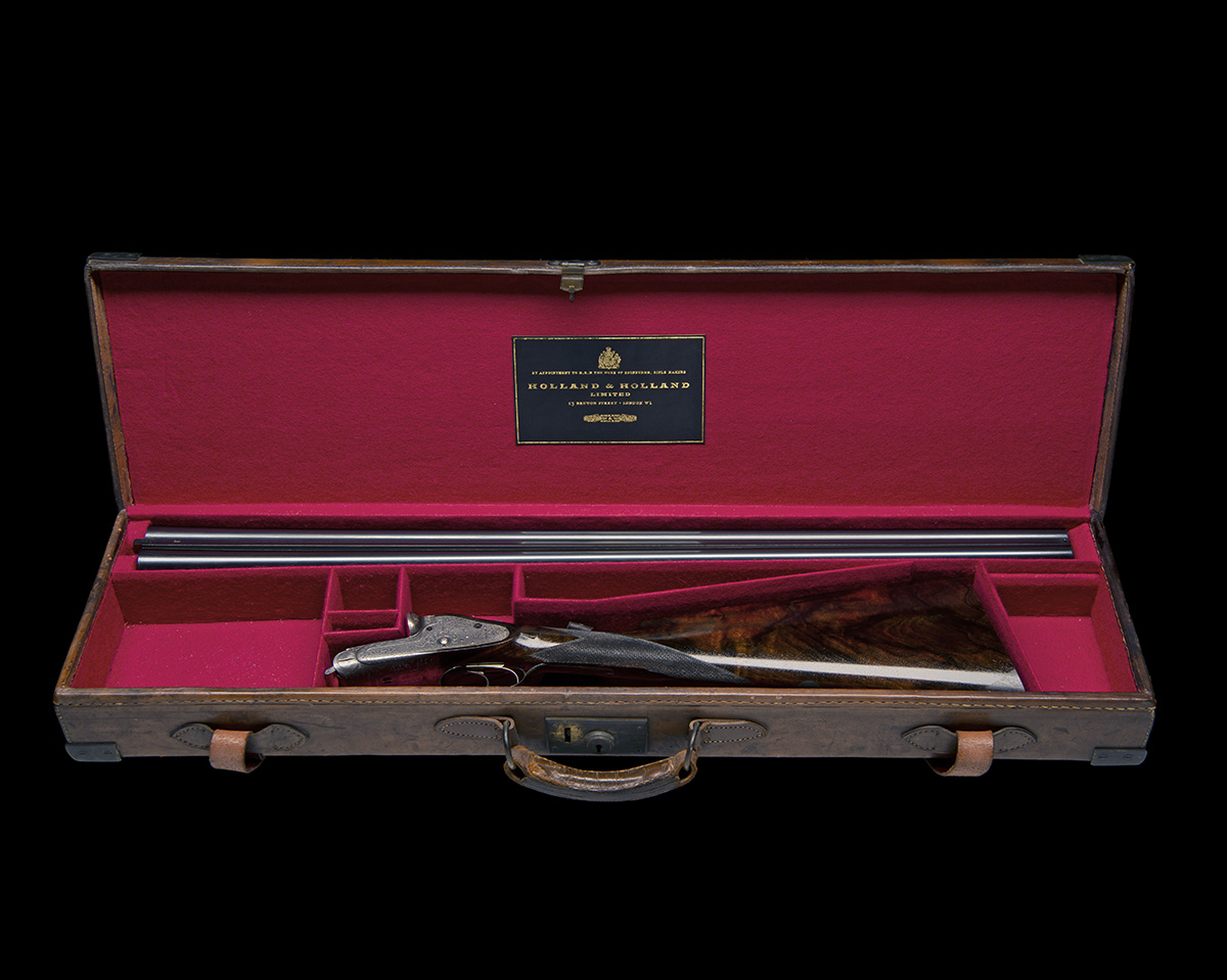 HOLLAND & HOLLAND A 12-BORE 1887 PATENT 'THE ROYAL' SIDELOCK EJECTOR, serial no. 12988, 30in. - Image 7 of 10