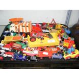 A tray of collectable die-cast model vehicles, inc