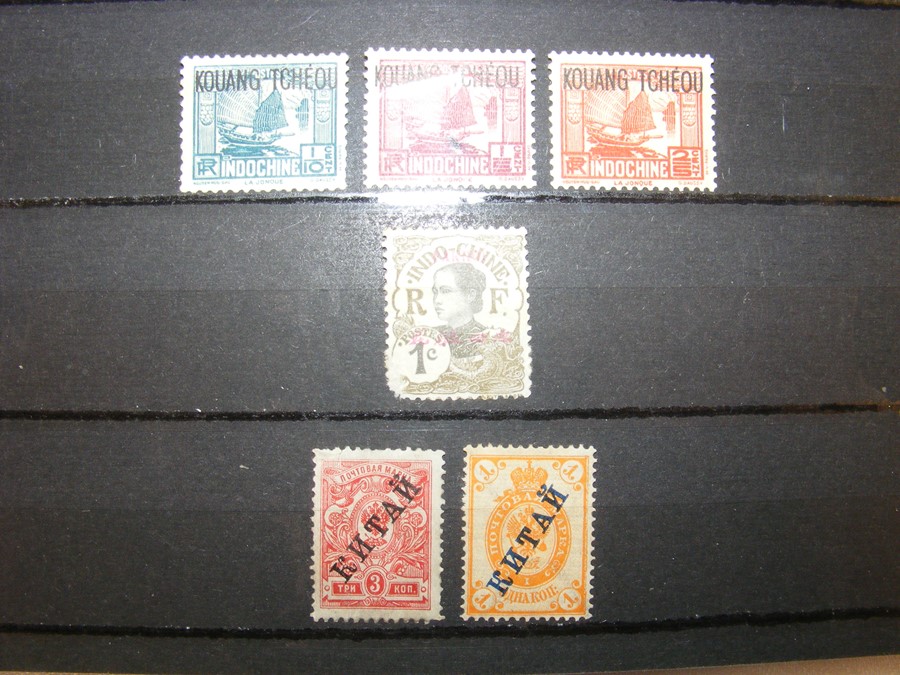 An album containing stamps from China - issued 189 - Image 4 of 20