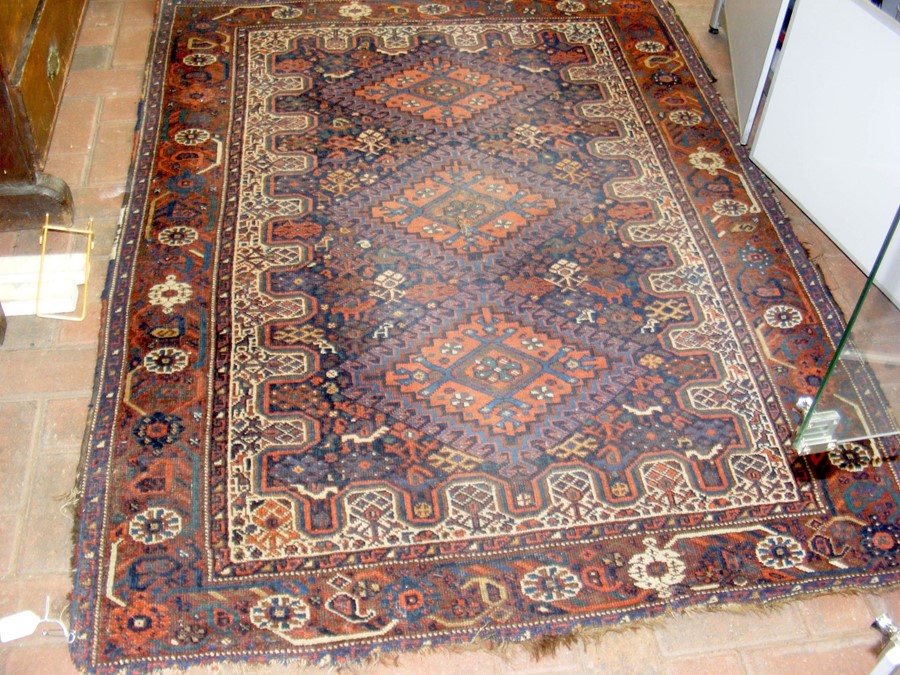 A Middle Eastern rug with geometric border - 164cm